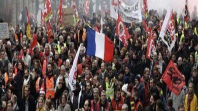 Photo of 3,5 ملايين متظاهر في فرنسا واعتقالات بالجملة