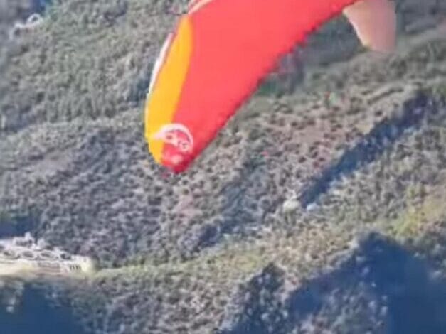 الأول بالمغرب!.. ابن بولمان يقوم بأخطر وأصعب حركة استعراضية للطيران الشراعي