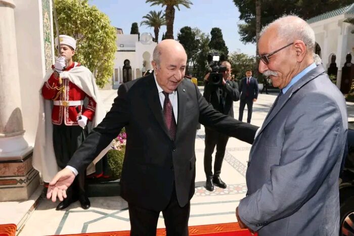 المسرحية الجزائرية