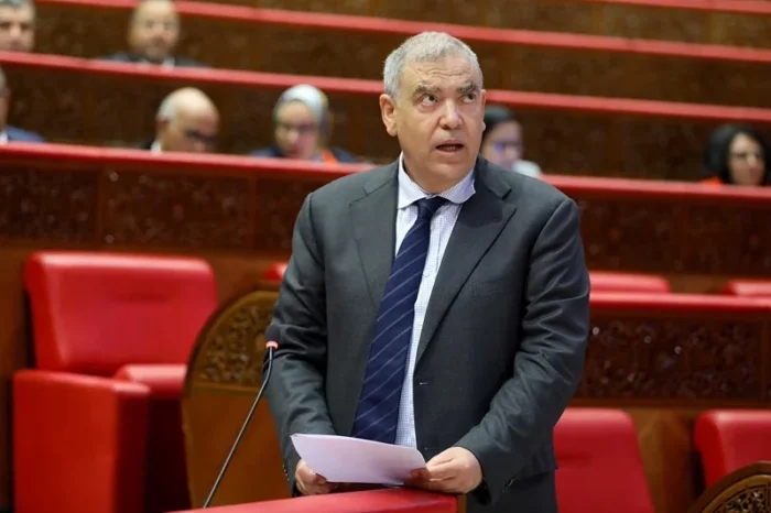 لفتيت يشهر سلاح المحاسبة ضد اختلالات تدبير الصفقات العمومية بالجماعات الترابية