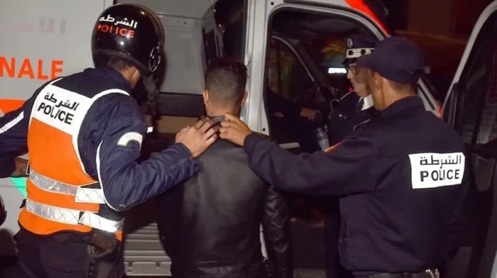 توقيف قاصر حاول السطو على محل تجاري بطرد متفجر وهمي في القنيطرة